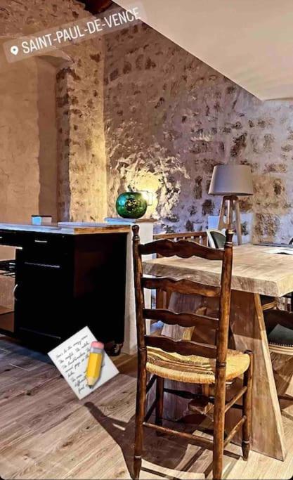 Loft En Plein Coeur Du Village Saint-Paul-de-Vence Kültér fotó